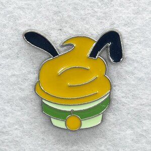 🔮 5/$25 Disney Pluto Cupcake Pin